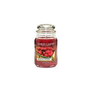 Vonná sviečka Yankee Candle Black Cherry, doba horenia 110 h